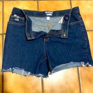 Cat and Jack 16 Husky cut off Jean shorts ( Denim)